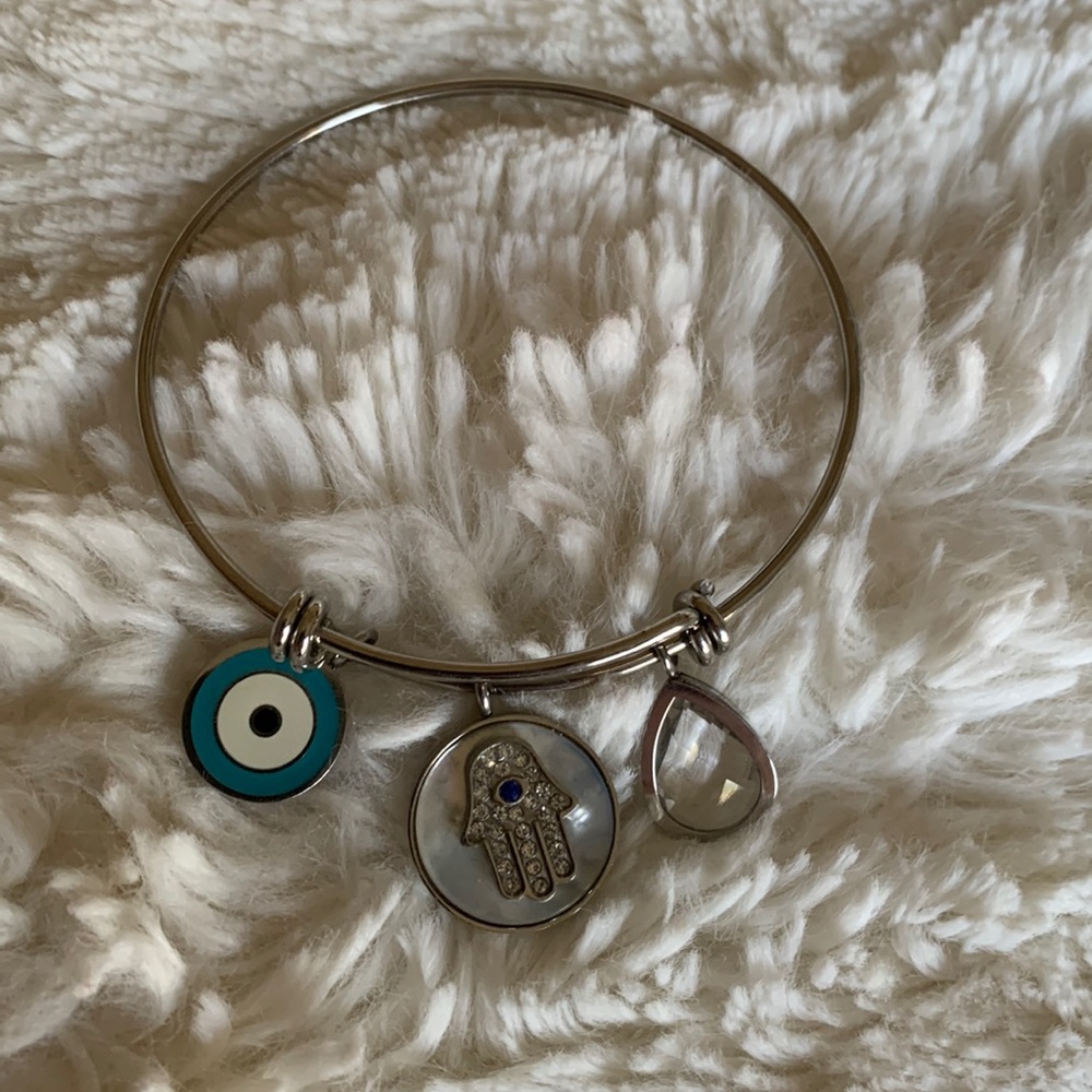 🧿 Evil Eye Hamsa Hand Charm Bangle Bracelet